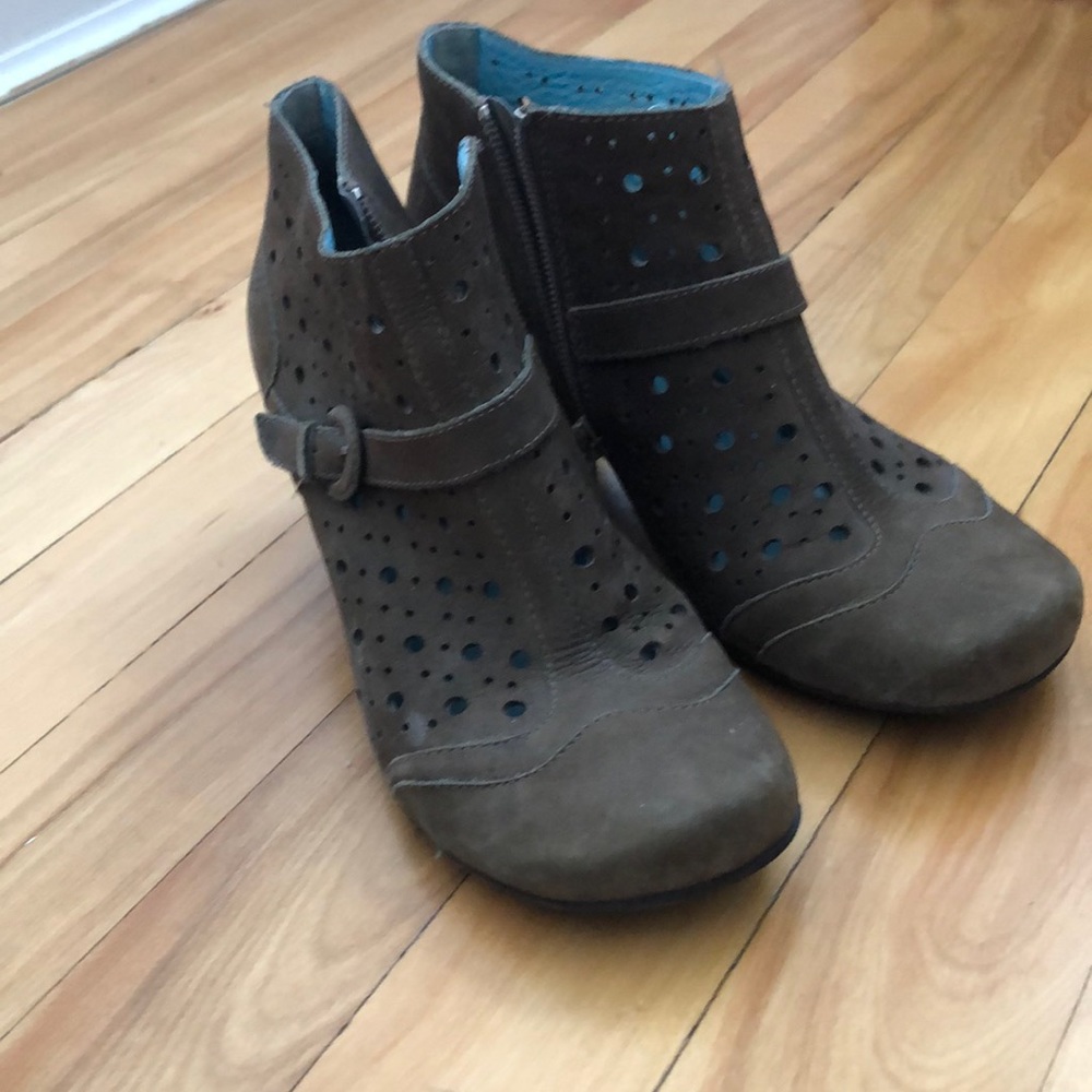 Marc soft walk made in Germany perforated bootie